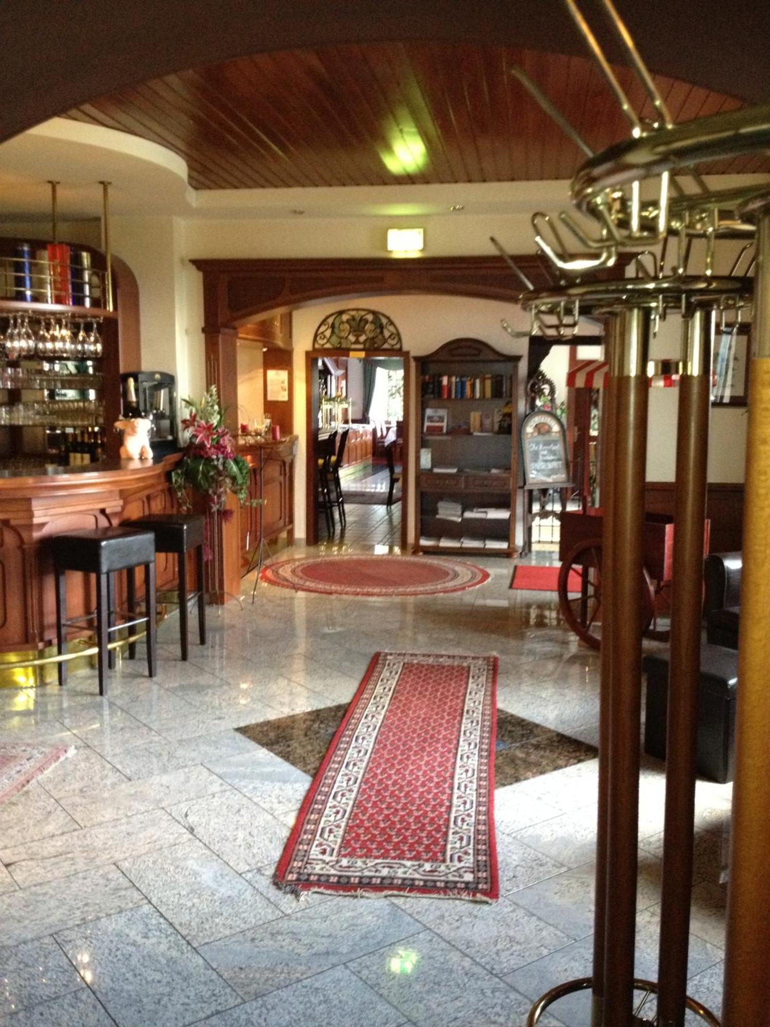 Hotel Freihof Hiddenhausen ภายนอก รูปภาพ